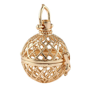 New Arrival Hollow Cage Filigree Ball Box Copper Crown Essential Oil Diffuser Locket Pendants For Making Jewelry DIY
