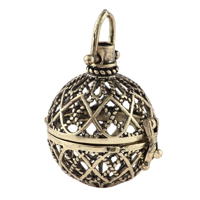 New Arrival Hollow Cage Filigree Ball Box Copper Crown Essential Oil Diffuser Locket Pendants For Making Jewelry DIY