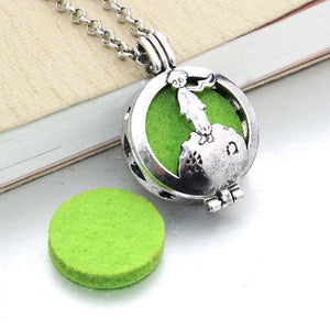 1pcs Aroma Diffuser Necklace Open Antique Vintage Lockets Pendant Perfume Essential Oil Aromatherapy Locket Necklace With Pads
