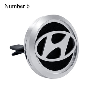 30mm Car Logo Magnet 316 Stainless Steel Car Aromatherapy Locket Free Pads Essential Oil Car Perfume Lockets Drop Shipping